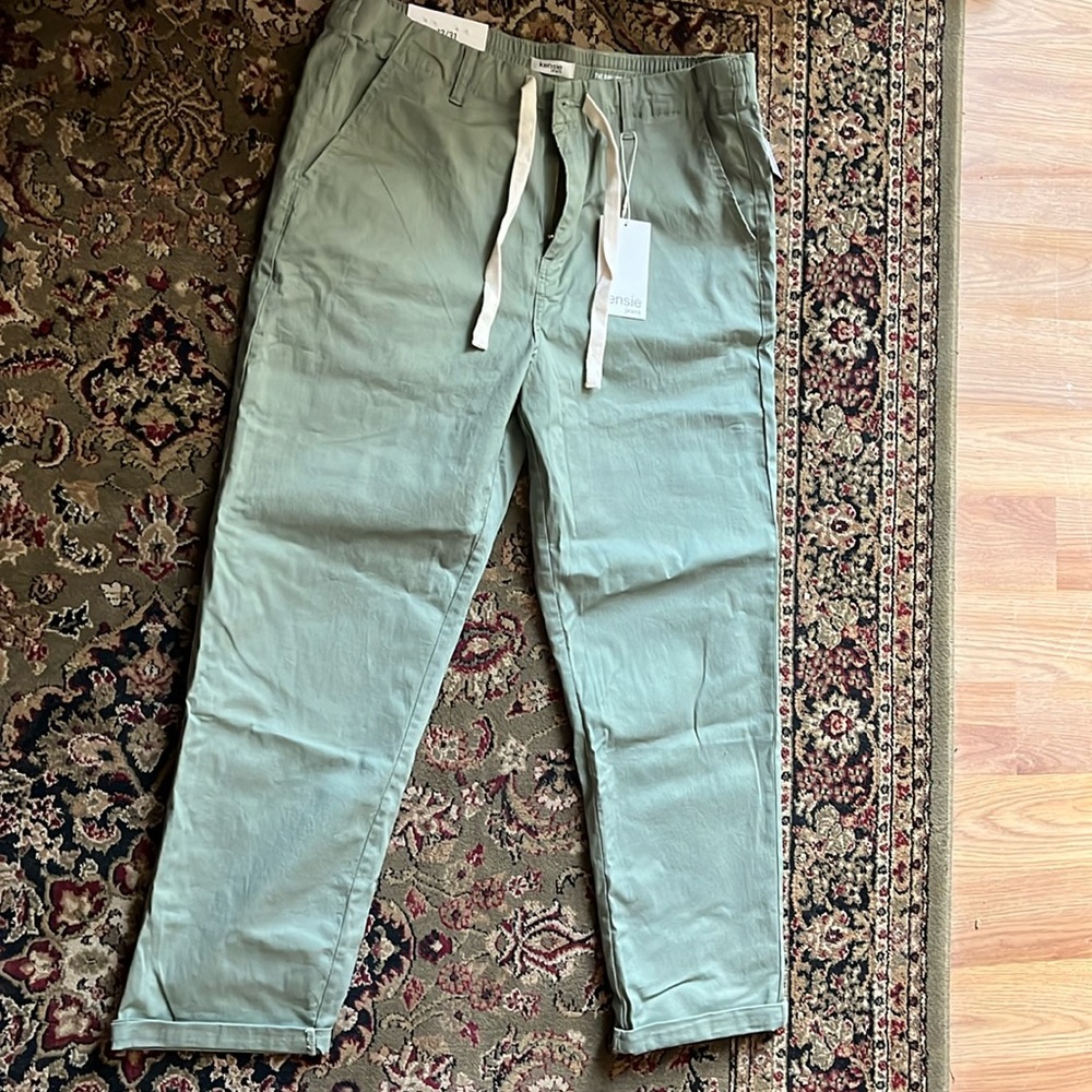 Brand- Kensie Color- Army Green light Jean material ankle length Size-12